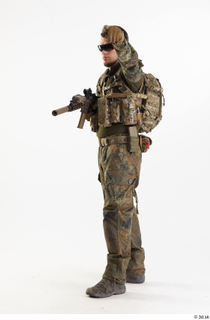 Photos Frankie Perry Army KSK Recon Germany Poses standing whole…